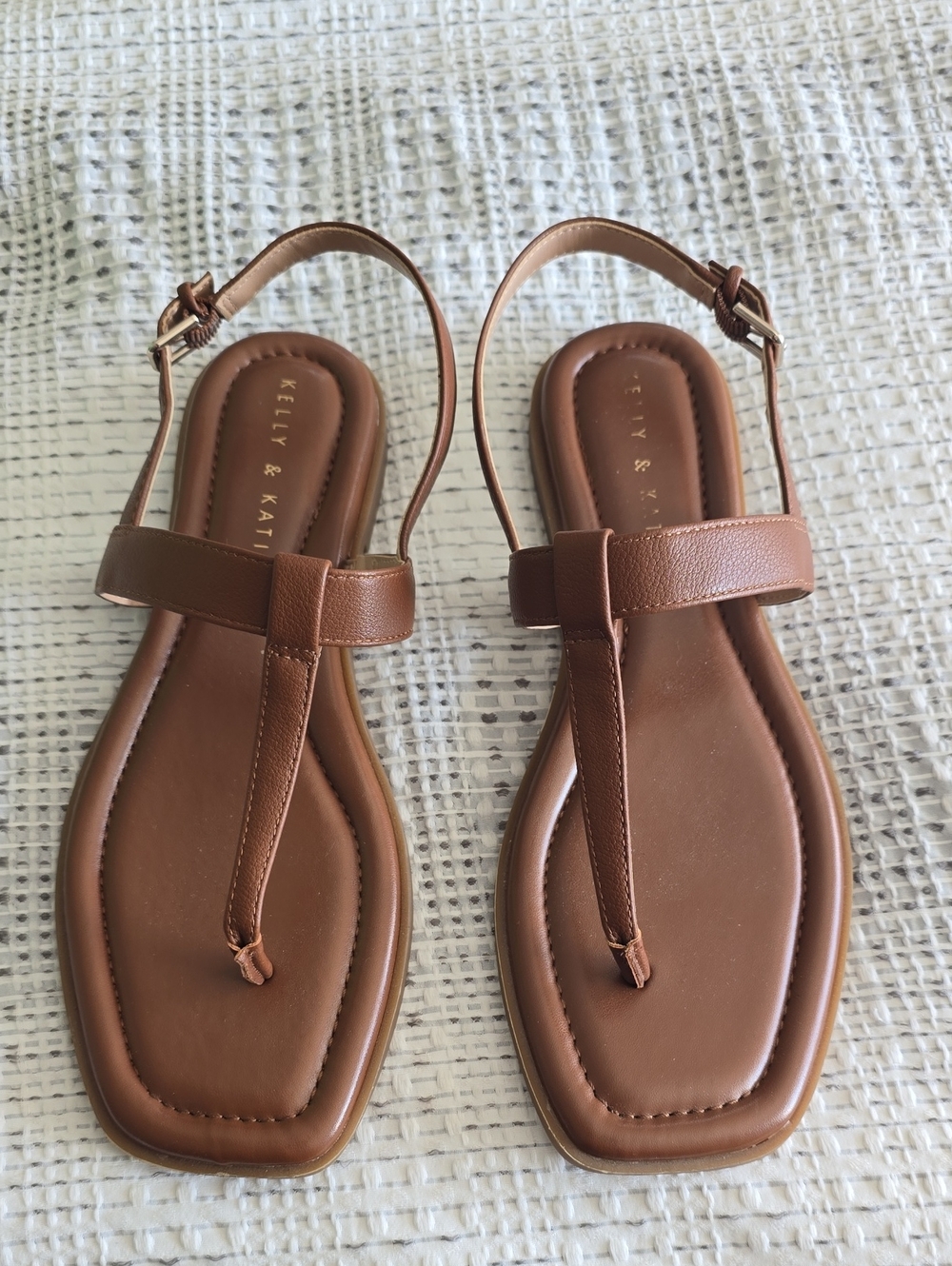 Kelly & Katie Women’s Brown T-Strap Leather Sandals